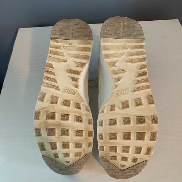 Women’s Nike sneakers - Picture 5 of 6